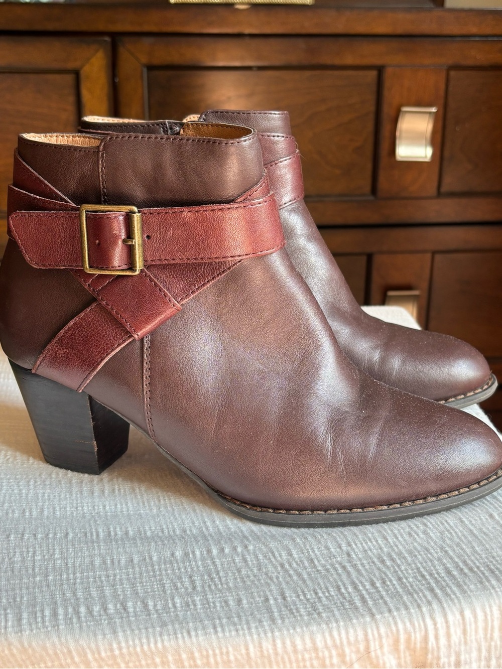 Vionic Brown Leather Ankle Booties with Buckle Strap Size 8